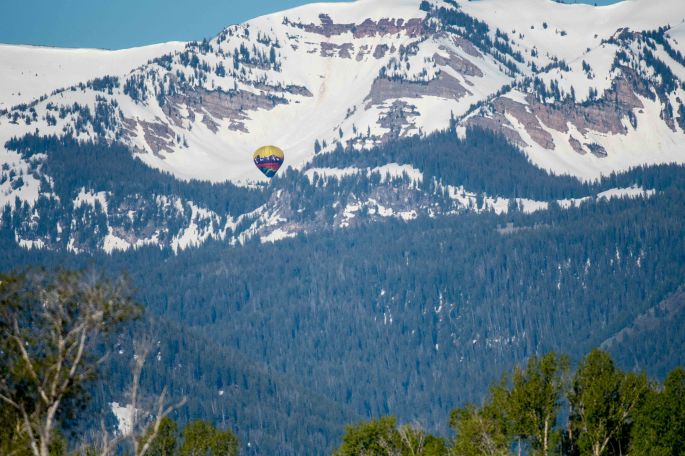 Early Morning Baloon Ride