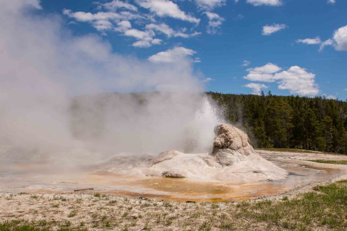 Grotto Geyser