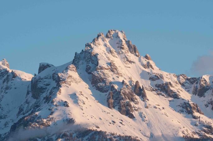 The Peak Out the Door