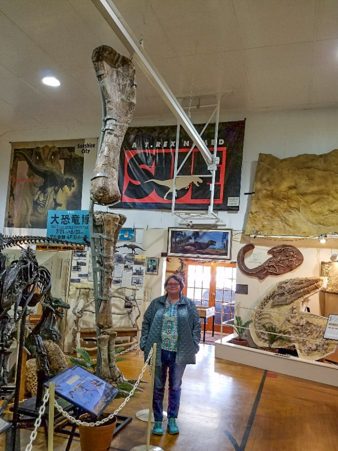 Vegesaurus Leg Comparison